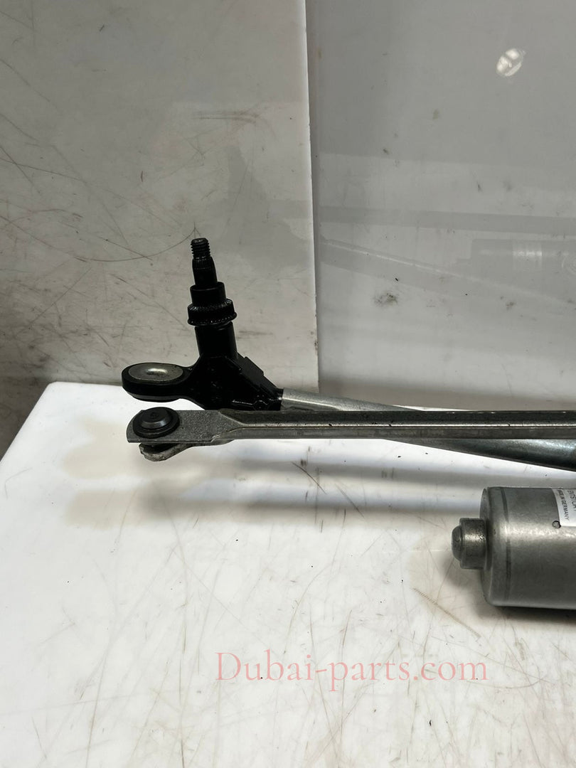 2010-2015 BMW X1 E84 Front Windshield Wiper Motor And Linkage 2992466 OEM
