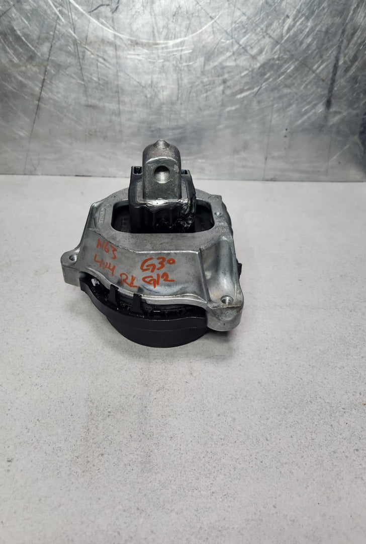 2018-2023 BMW M5 Engine Mount 6860458 M5 F90 7 Series G11 G12 M8 F91 F92 F93
