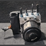 Bild in die Galerieansicht laden, BMW F25 ANTI-LOCK BREAKING SYSTEM ABS MODULE PUMP OEM - 6877726