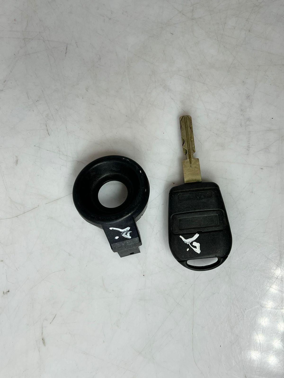 BMW 3 Series E46 328ci M52 Engine ECU Lockset DME 5WK9037 7500255