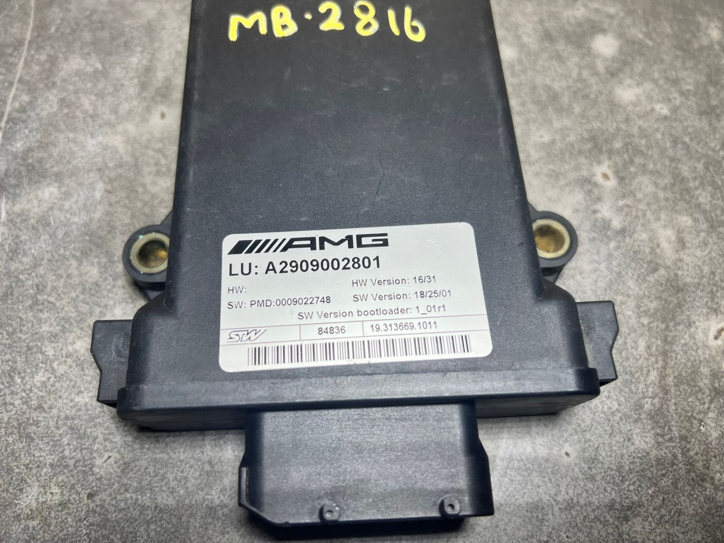 15-20 Mercedes W205 C63 AMG Differential Lock Control Module A2909002801 OEM