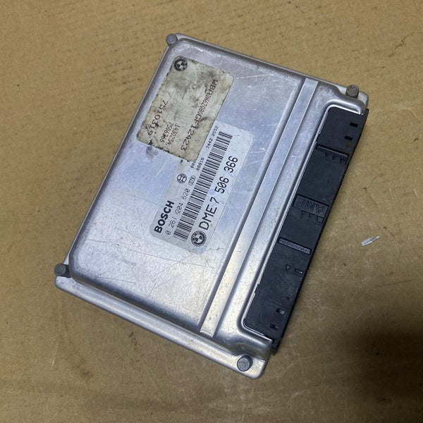 Genuine 1999-2001 BMW 540i Engine Control Module 7506366