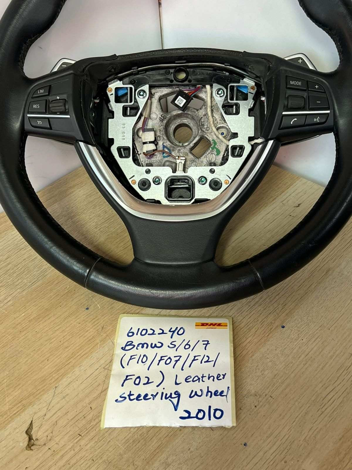 2012 BMW 528i Steering Wheel 6102240 F10 F07 F01 5 Series and 7 Ser
