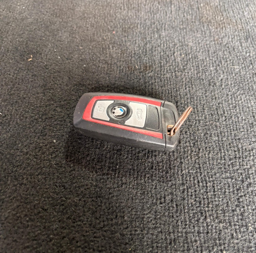 BMW F30 320I N20 ECU DME KIT WITH KEY FEM P/N 8606306