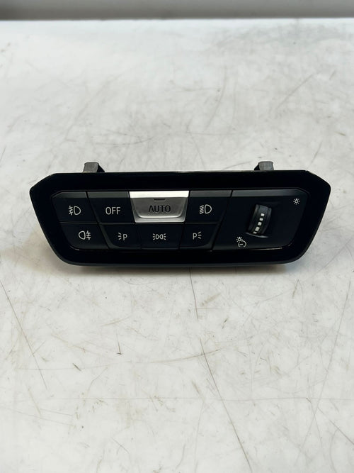 BMW 3 Series G20 G21 G22 G23 i4 M3 Light Switch With Led Fog Lights 9461142 OEM