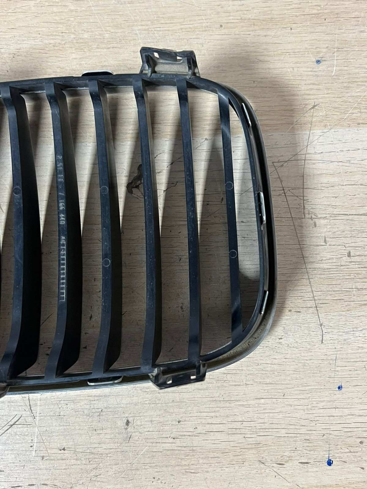 BMW 1 Series E81 E82 E87 LCI E88 Grille Chrome Frame Right O/S 7166440