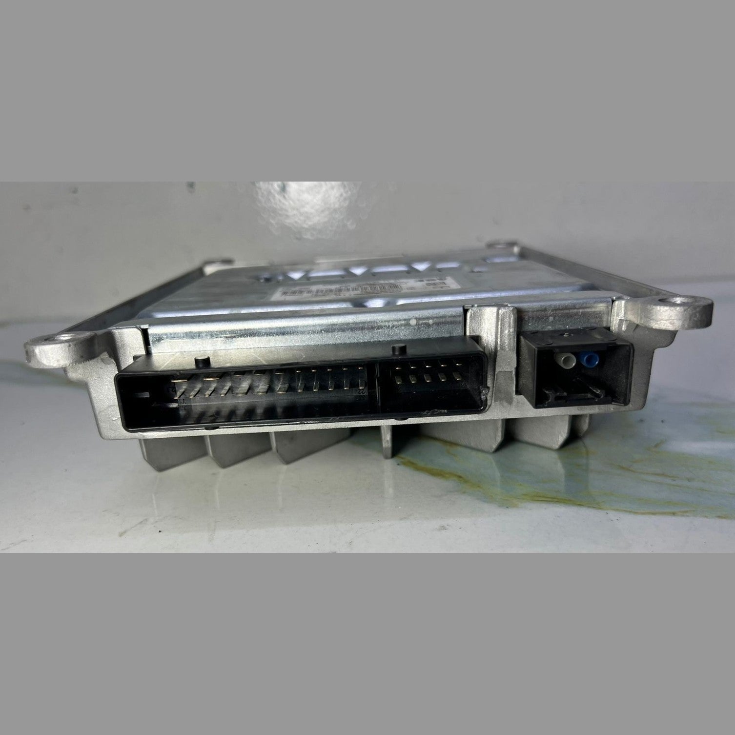 Mercedes W222 Burmester ASK Premium Sound Amplifier Assembly A222 9005110 OEM