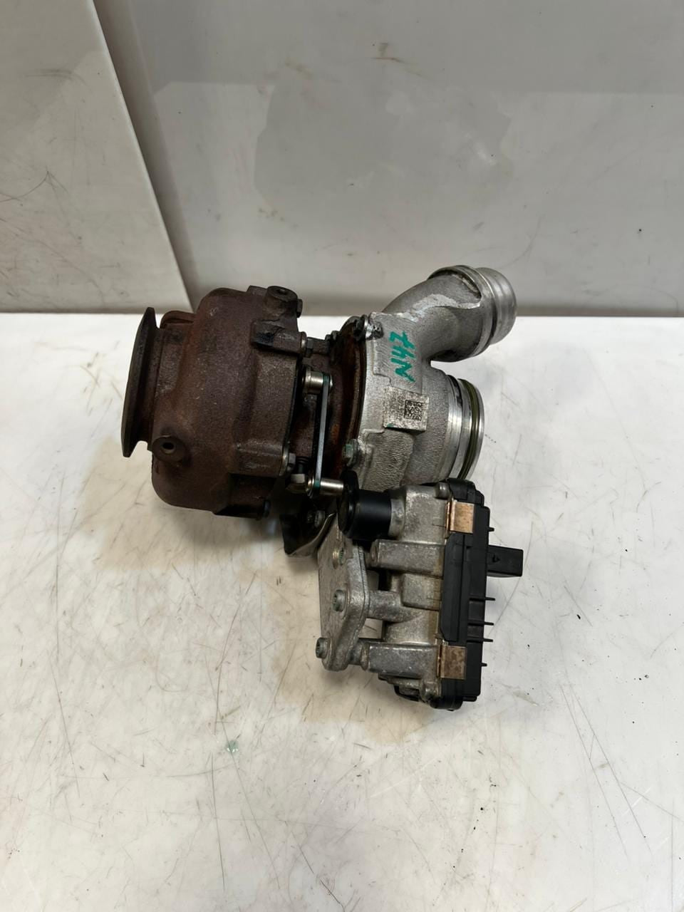 2010-2015 BMW X1 Turbocharger 8573107 116d 118d 318d X1 and Mini Cooper 2.0