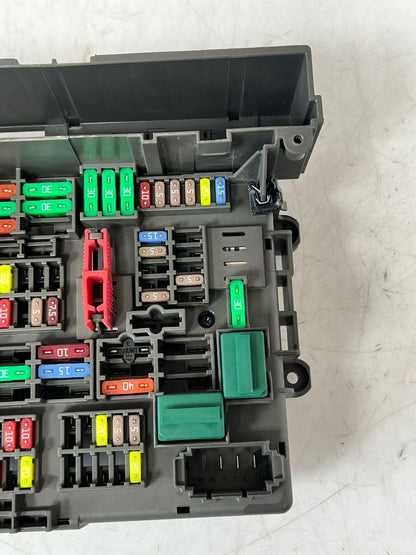 2007-2013 BMW 328i E90 E91 E92 E84 Front Power Distribution Fuse Box 9119444 OEM