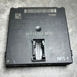 Load image into Gallery viewer, 2007-2013 Mercedes-Benz W221 S-Class Gateway Control Module A221 5402762 OEM