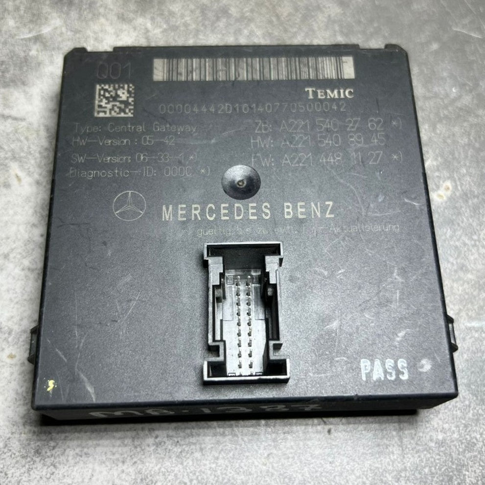 2007-2013 Mercedes-Benz W221 S-Class Gateway Control Module A221 5402762 OEM
