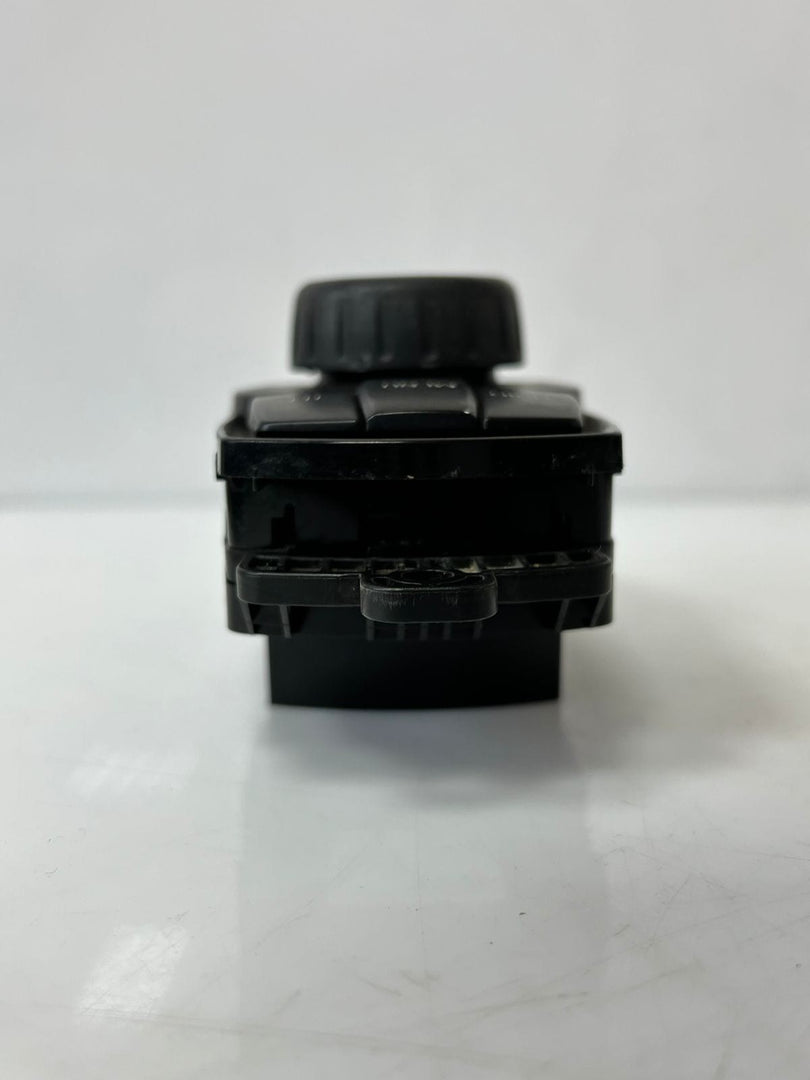 2012-2015 BMW 320i 3' F30, 2' F22 X3 X5 Idrive Media Controller 9317695 OEM