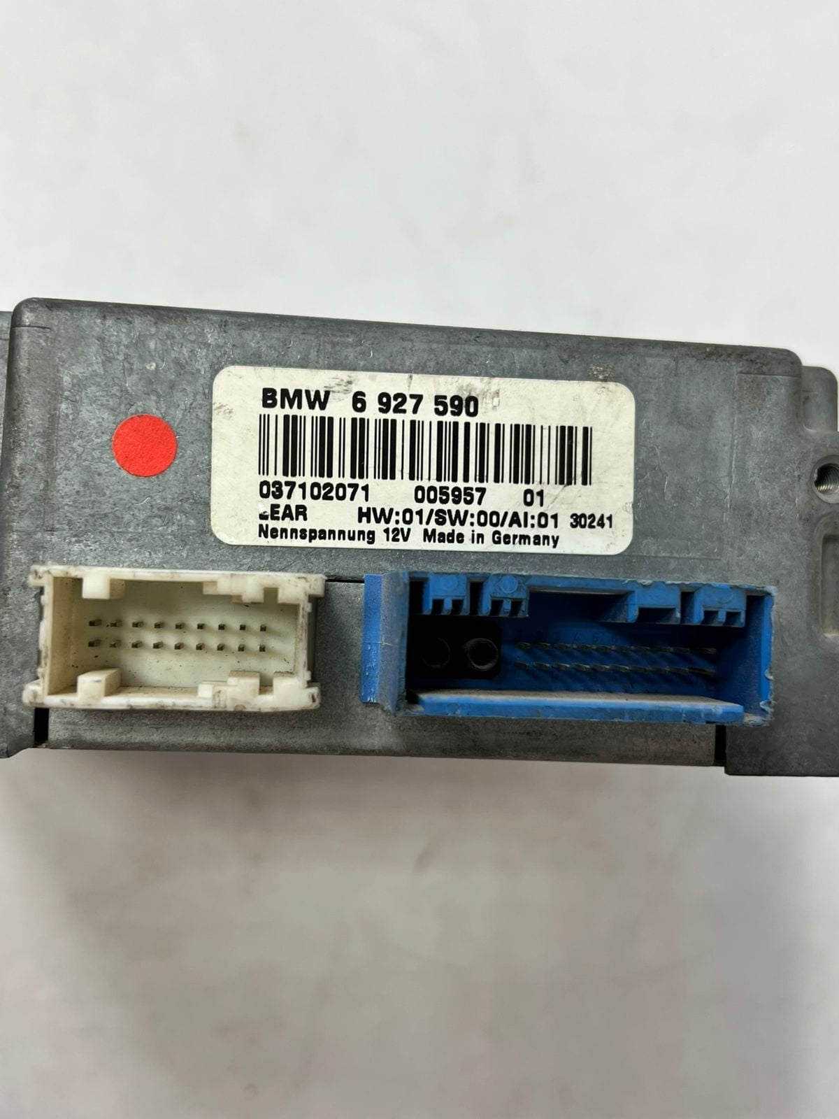 2003 BMW 7 Series E65 E66 LEAR 735Li TV Video Module 6927590 OEM