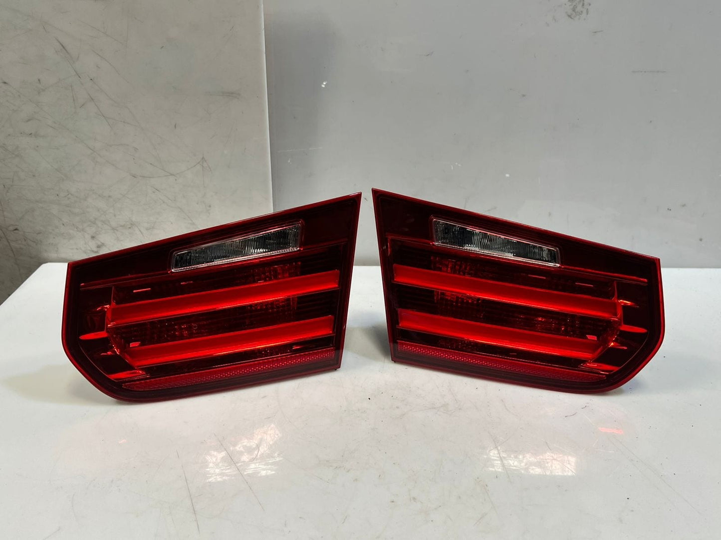 2012-2015 BMW F30 F31 320i Right LEFT Rear Inner Tail Light 7259916 7259915 OEM