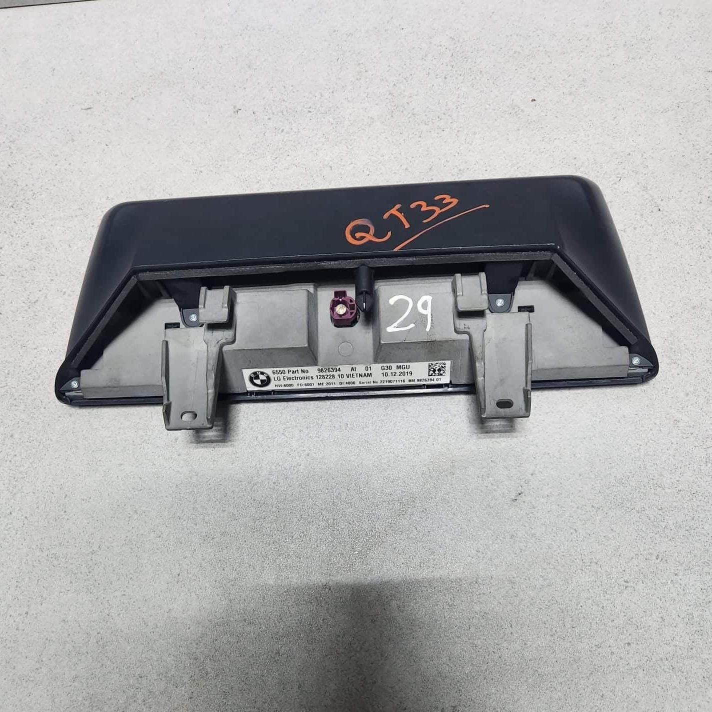 2017-2020 BMW 530i Central Information Display 9826394 5 Series G30 G31 F90 M5 