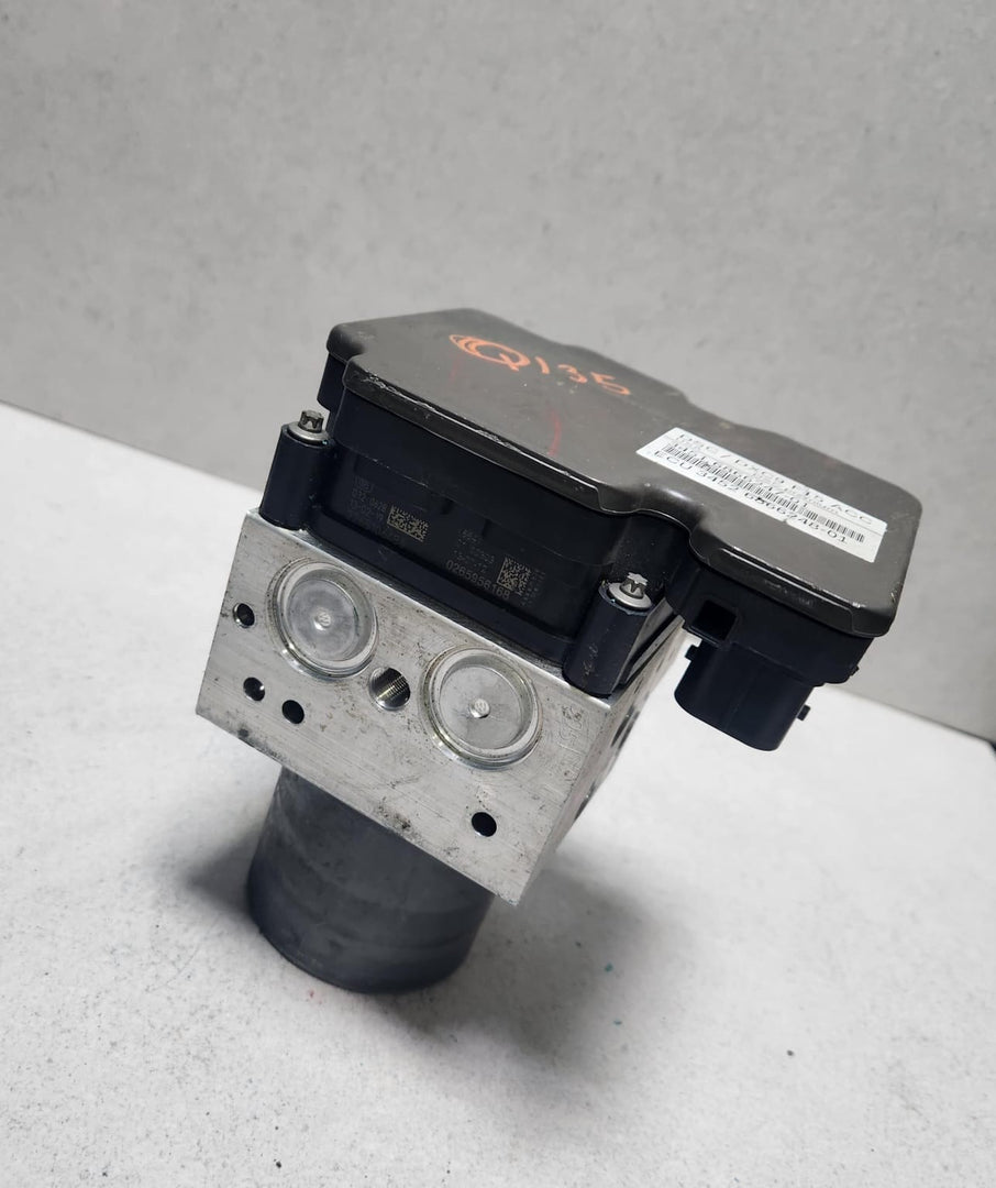2013-2018 BMW X5 Abs Pump Module Assembly 6866247 F15 F16 F85 F86 X5 OEM