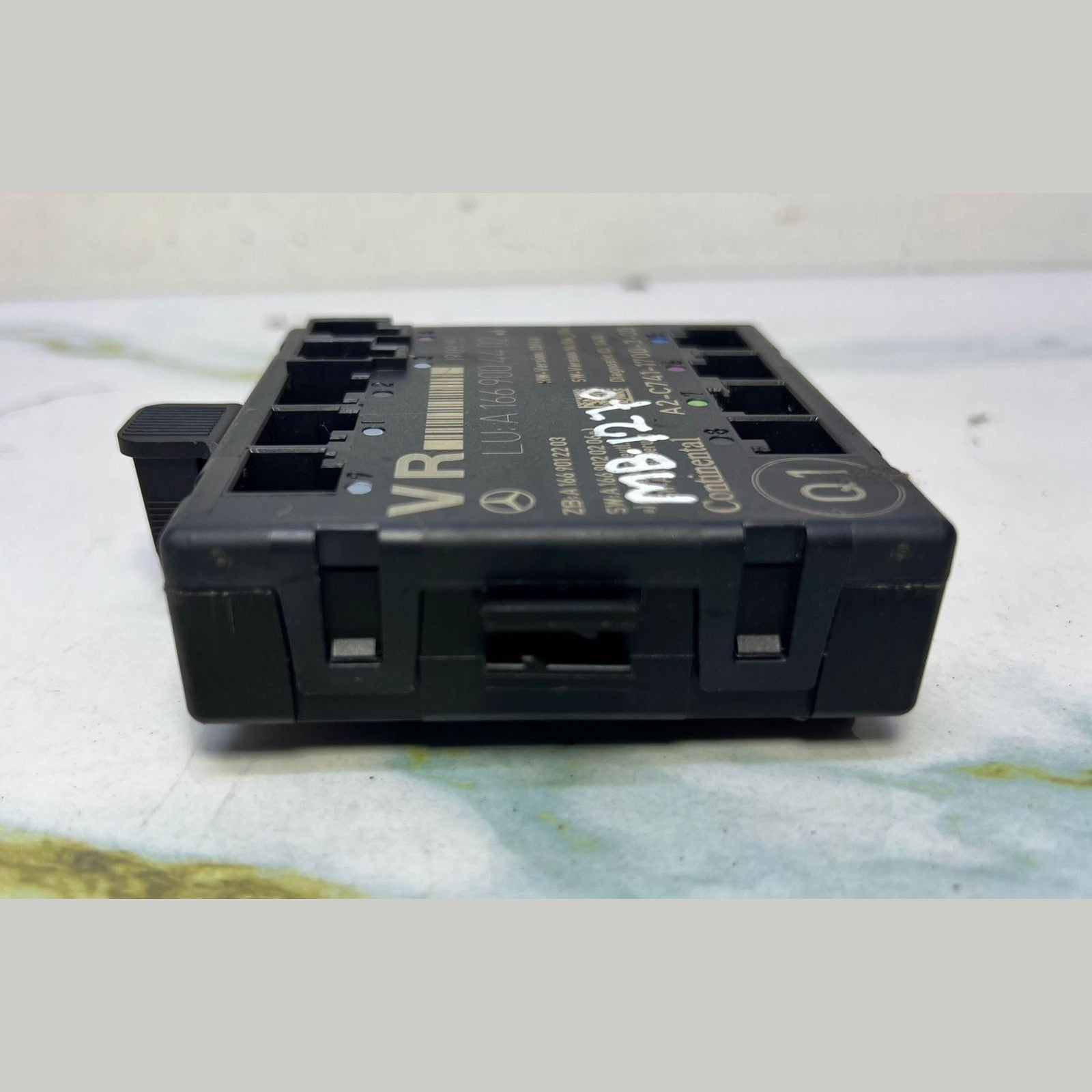 2014-2016 Mercedes-Benz GL350 ML450 Door Control Module A 1669004402
