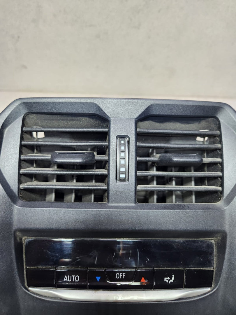 2019-2025 BMW 330i Rear Climate Control Unit 9493012 3 Series G20 G21