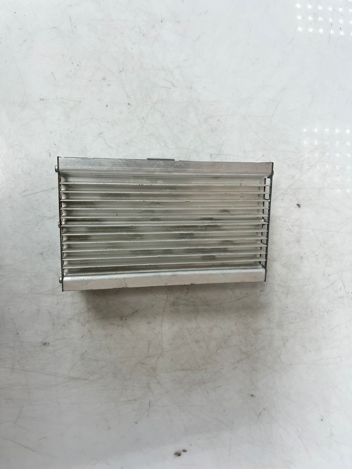 2011-2013 GENUINE BMW 535i F10 5-Series Hi-Fi Radio Amplifier 9239388 OEM