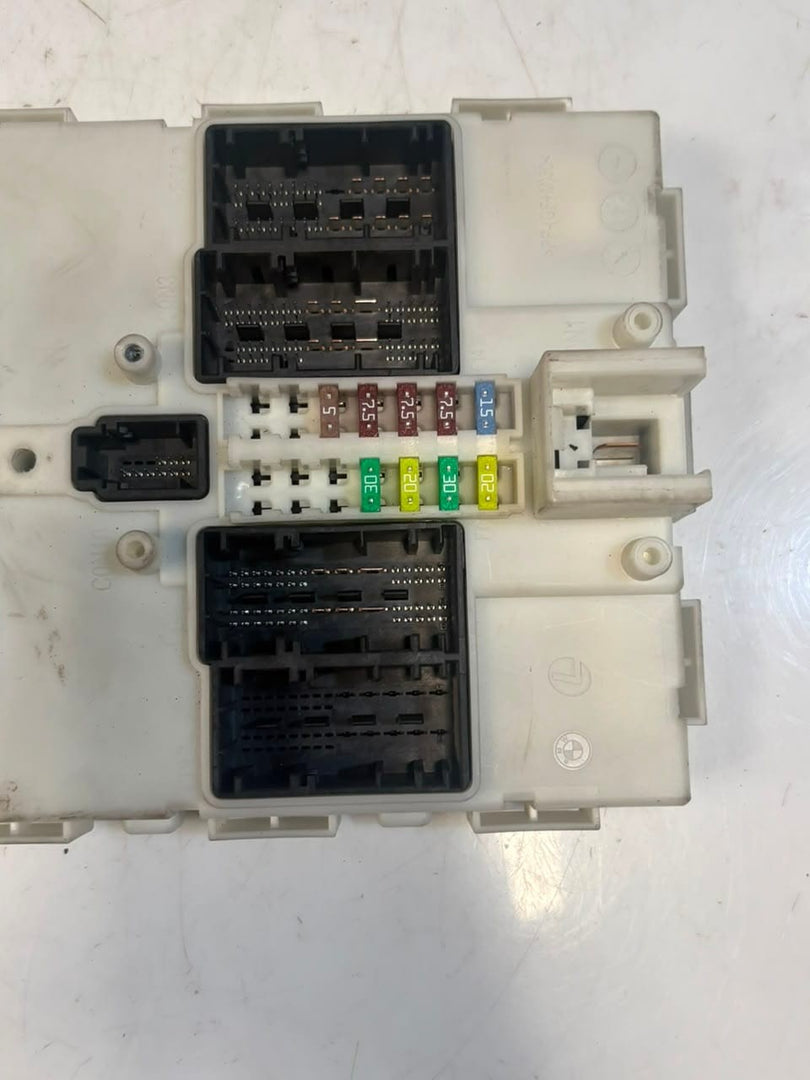 2015 BMW 3' F30 N26 328I Engine Control Module ECU SET DME FEM 8639594 OEM