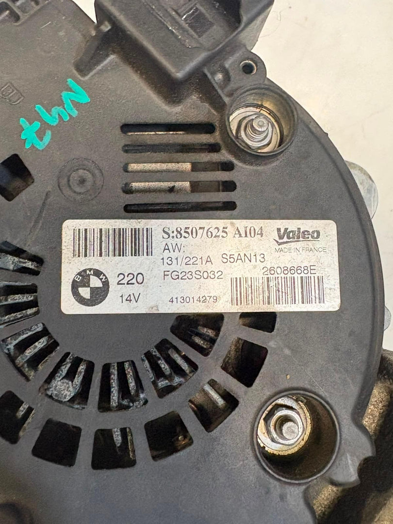 2011-2017 BMW 5 Series X3 F10 F11 F25 N47D20C Alternator 8507625 OEM