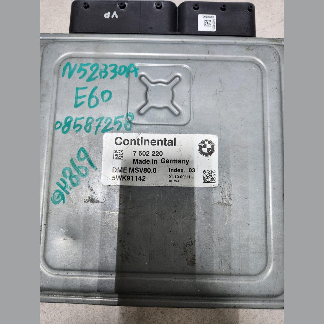 BMW 318i Engine Control Unit 7621178