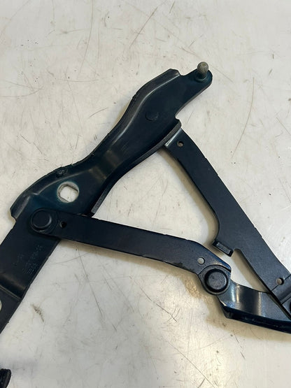 2009-2016 BMW Z4 E89 Engine Hood RIGHT Bonnet Hinge 7191512 OEM