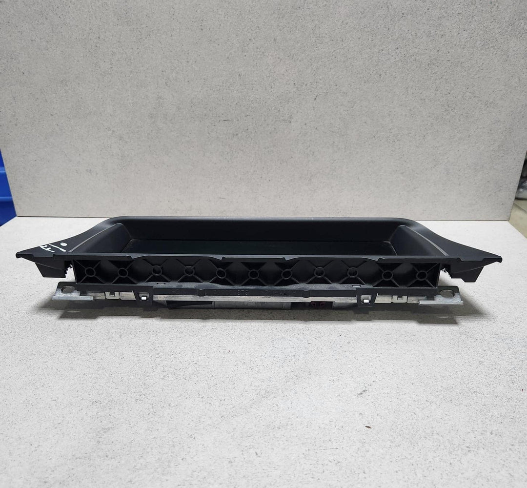 2011-2015 BMW 528i Central Information Display Screen 9289008 5 Series F10 F11