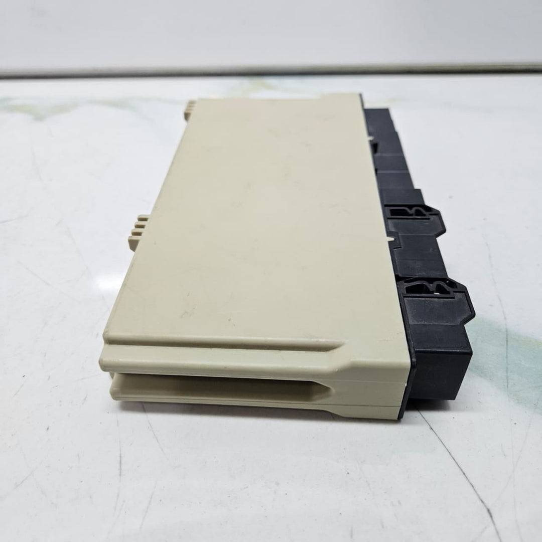 2012-2018 BMW F30 320i Driver Seat Memory Control Module 9483825