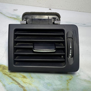 2011-2014 Mercedes-Benz C180 Dashboard Air Vent Grille A2048301154 C-Class W204