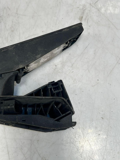 2011 BMW 328i E90 E60 F07 F25 E70 X5 GAS/ Accelerator Pedal MODULE 6852644 OEM