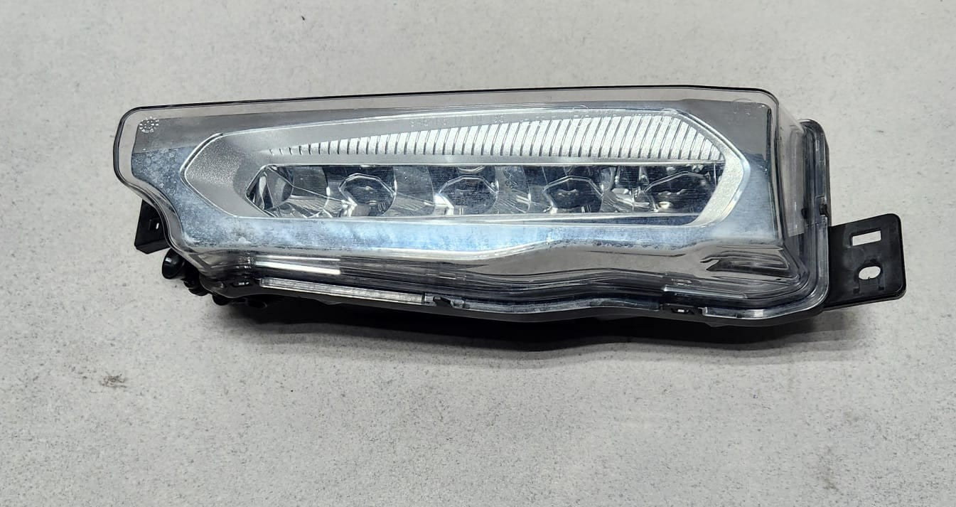2018-2021 BMW X3 Front Fog Light Led Left 7412527 OEM 