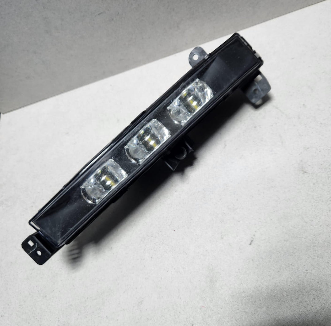 2016-2019 BMW 740i Front Left Led Fog Lamp 7342953 7 Series G11 G12
