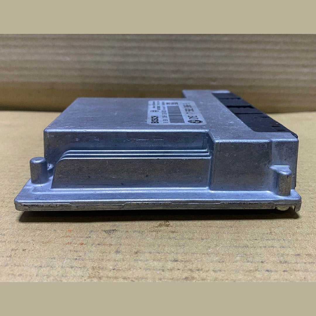 2007-2010 E70 4.8L. BMW X5 Engine Control Module 7568889