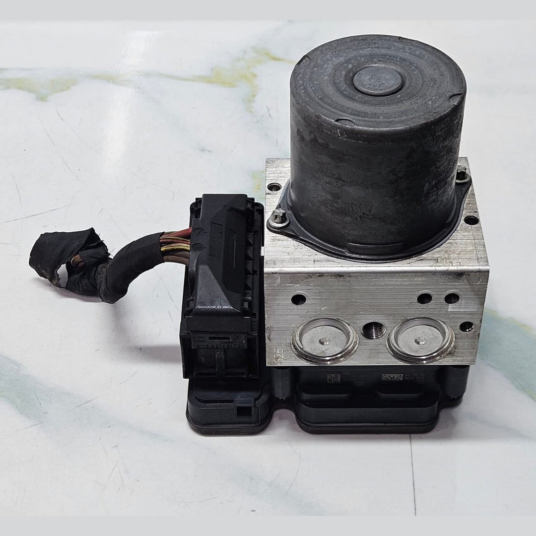 BMW X5 F15 and X6 F16 Abs Pump Module 6879428 OEM