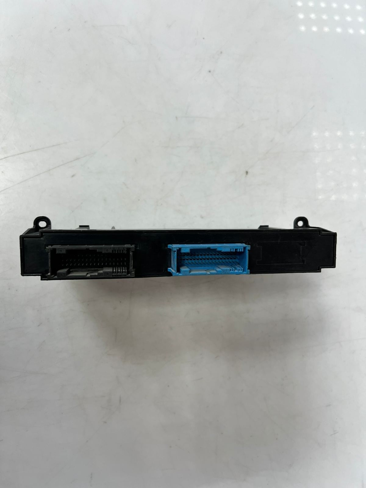 BMW E87, E90, and E81 1 Series Body Control Module BCM 9176882 OEM