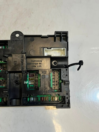 2021 BMW 3 Series G20 G11 G12 G20 G30 G01 X3 Fuse Box 8795479 OEM