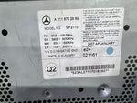 Bild in die Galerieansicht laden, 2006-2008 Mercedes W211 E-Class Radio Audio Head Unit CD Player A211 8702889 OEM
