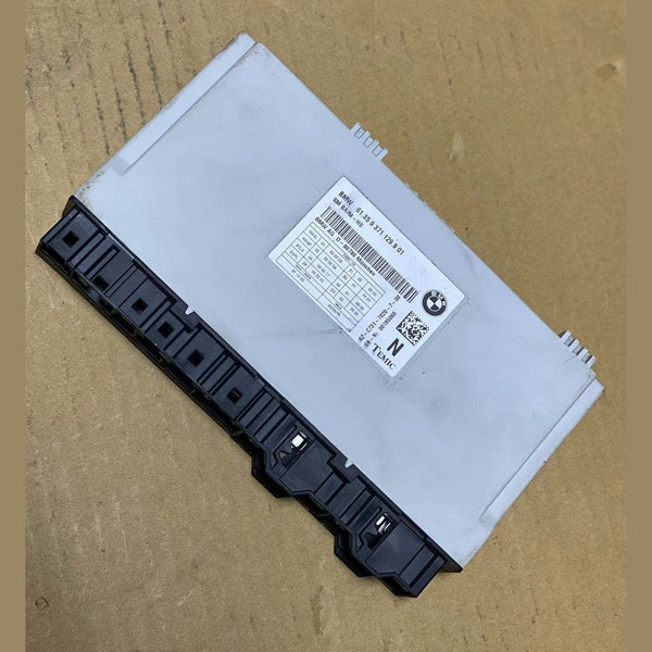 2015-2018 BMW 320i Seat Control Module 9371129 F30 F31 F35 and F36 and 335i