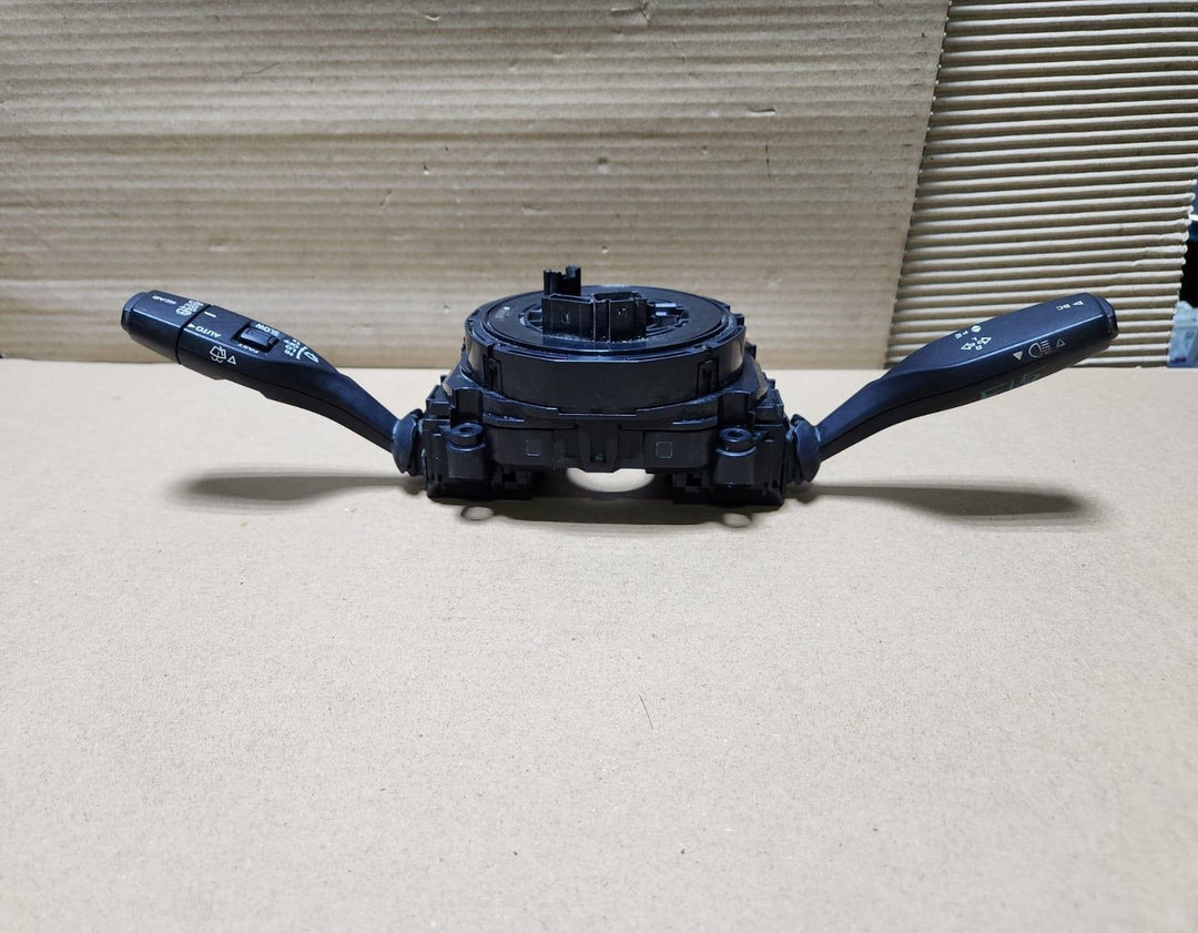 2011-2018 BMW X3 Steering Column Clock Spring Switch Assembly 9330569 F25 F48 F8