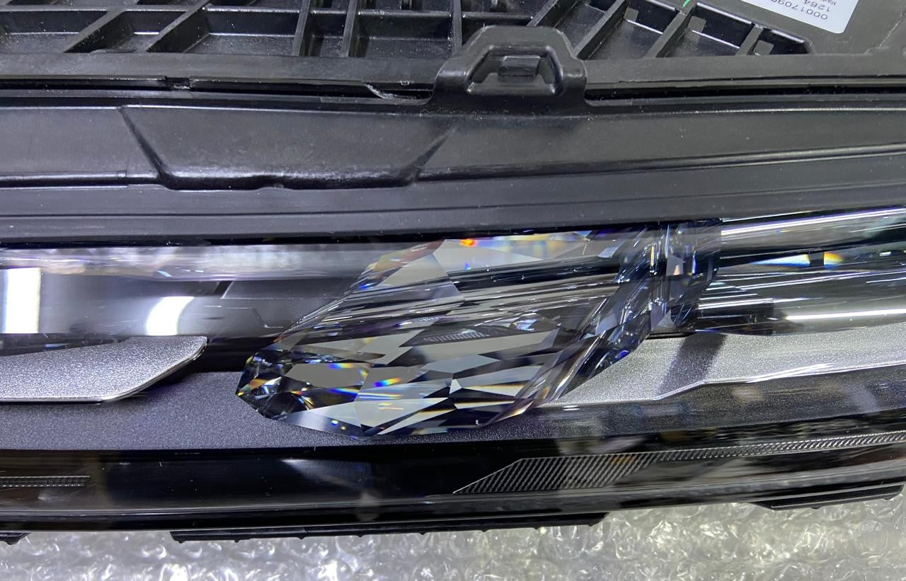 OEM BMW 7 Series G70 Headlight Upper LED Front 9879935 left Side