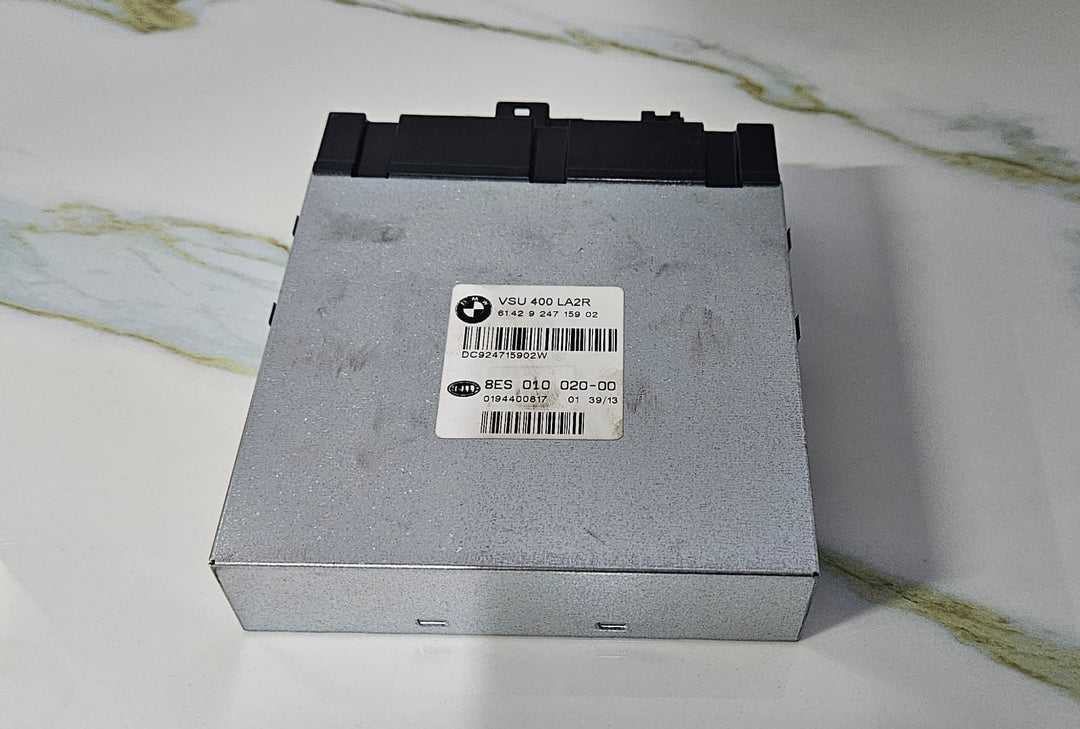 OEM BMW 7 Series F01 F02 VSU400 Voltage Converter Control Module Unit 9247159