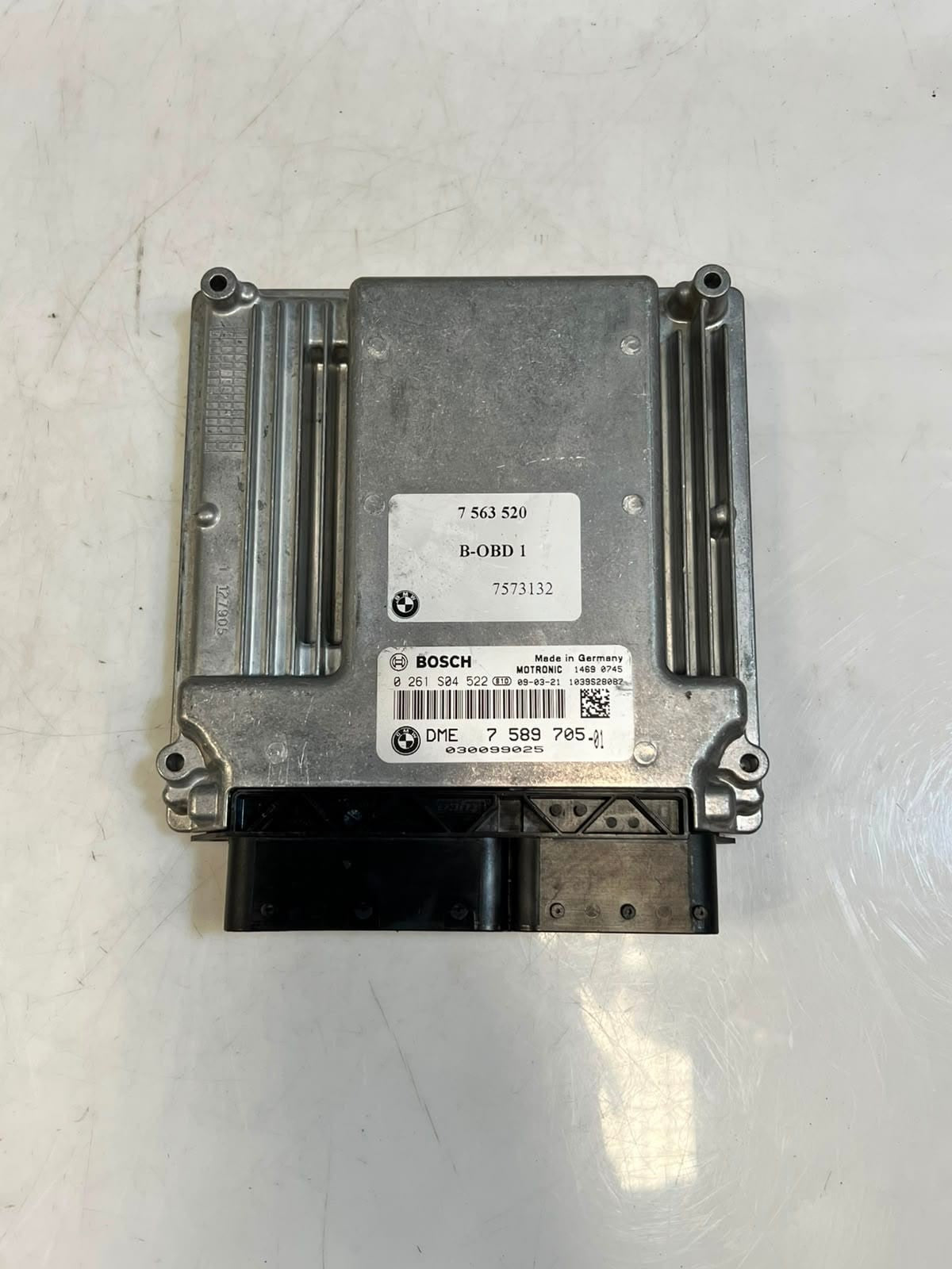 2009 BMW 3 Series E90 E92 E60 N46N Engine Control Unit ECU ONLY 7589705 OEM