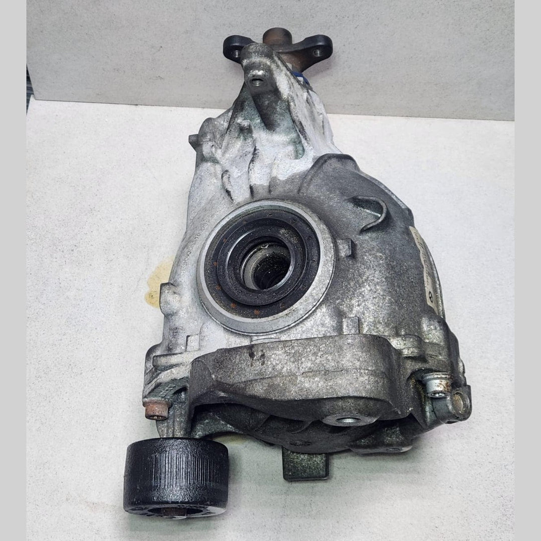 2012 BMW 528i Rear Differential 7584444 F10 528i 535i and F06 F12 650i R 3.23