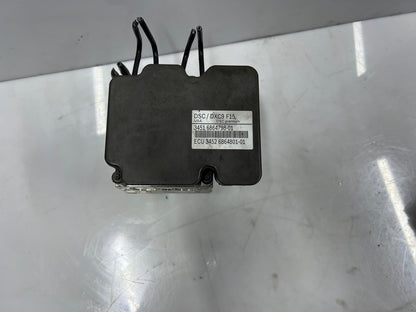 2014-2018 BMW F15 X5 and F16 X6 35iX Abs DIsc Brake Pump Control Module 6864798