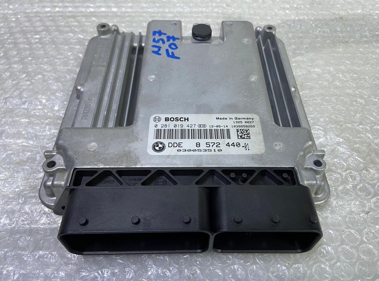 OEM BMW F07 N57N Engine Control Unit Module ECU DDE SET 8572440 BOSCH