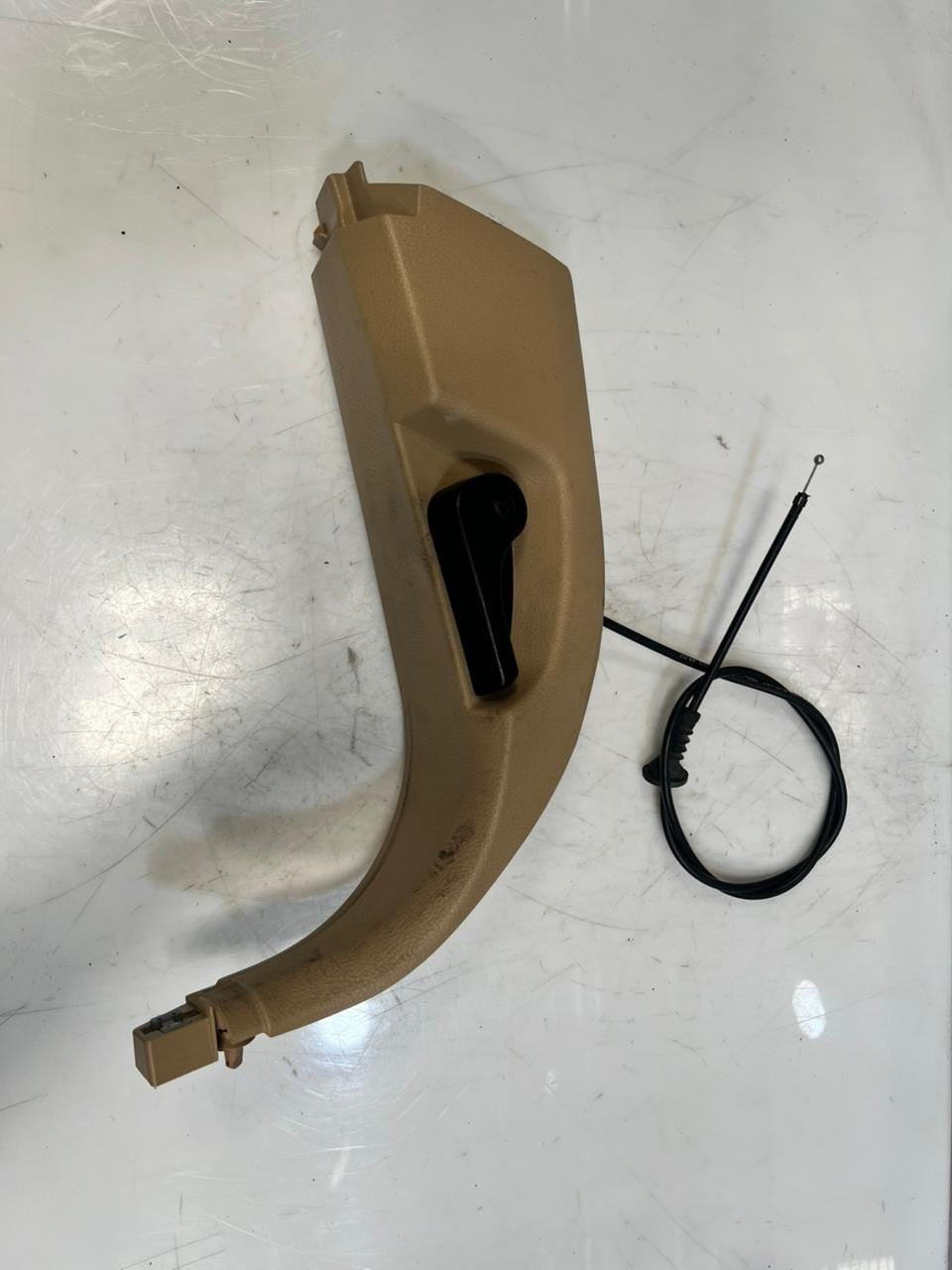 2008-2014 BMW X5 E70 X6 E71 E72 Front Side Panel Cover Panel Footwell 7148507