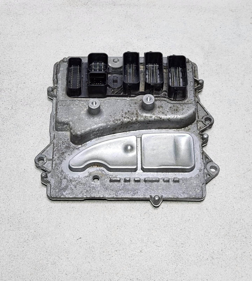 8689527 BMW F15 X5 N55 3.5 Engine Control Unit  X5 and i8 2014-2019