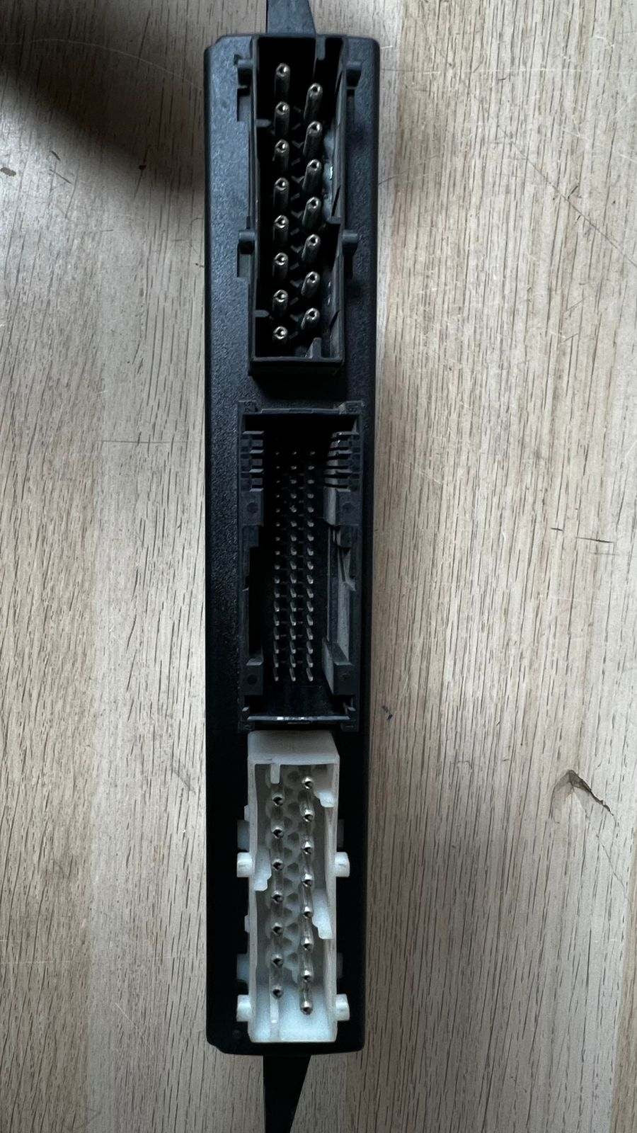 2000-2003 BMW M5 Lighting Control Module 6961141  E38 E39 E53 X5 M5 models