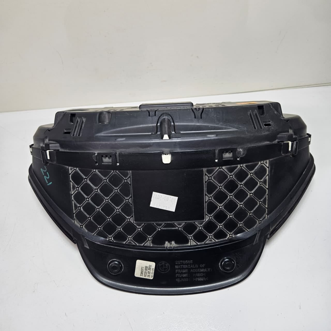 2012-2018 BMW F30 F31 320i Speedometer Instrument Cluster 9283309